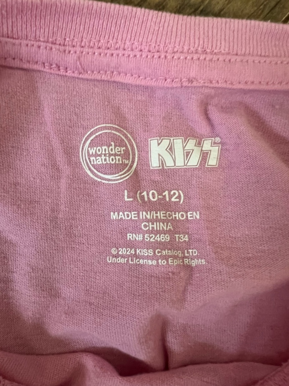 Pink Floyd Lavender Band Tee with Black Print - Picture 6 of 12